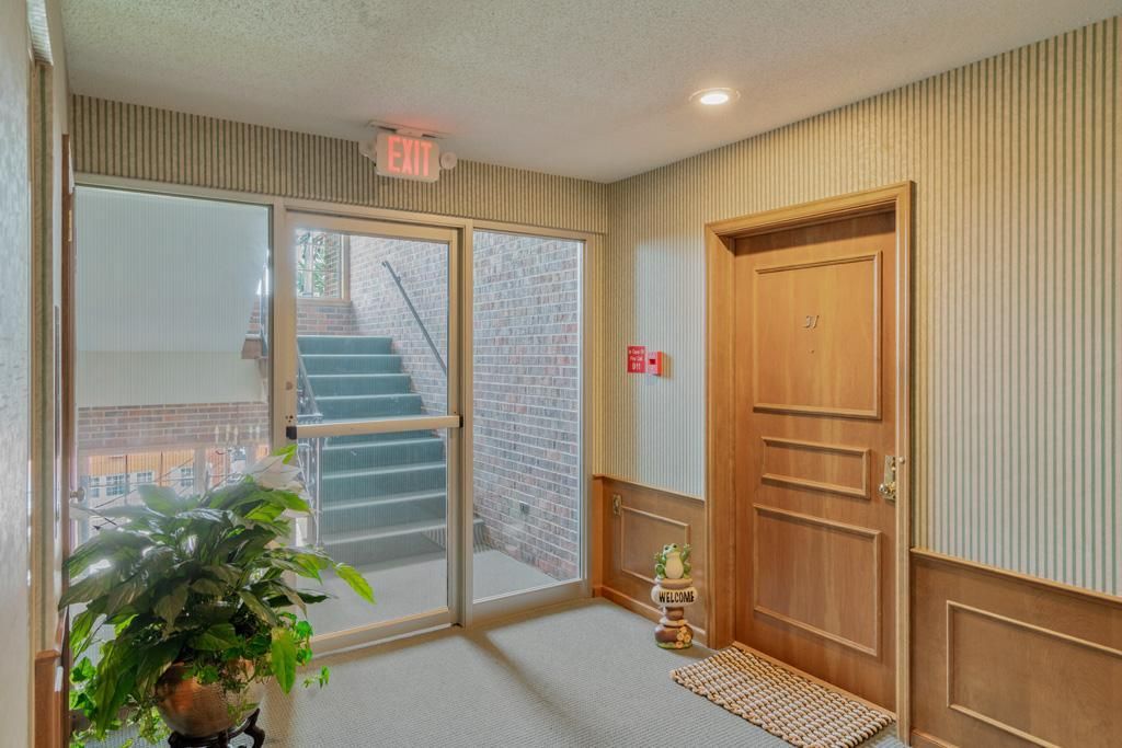 6300 Xerxes Avenue S 31, Edina, MN 55423 — photo 2