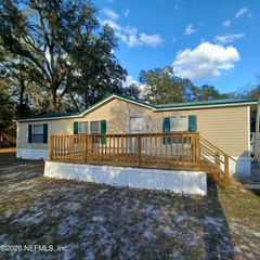 1694 S HIGHWAY 17, Pomona Park, FL 32181