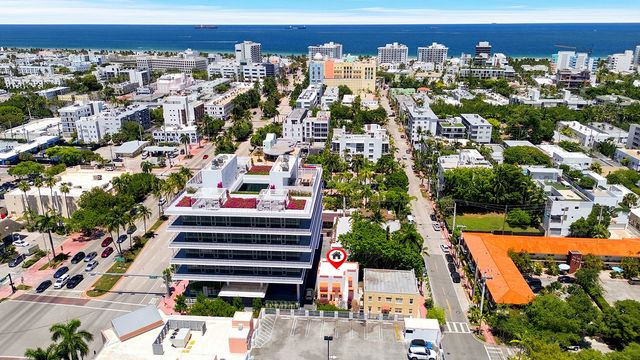 927 4th Street, Miami Beach, FL 33139