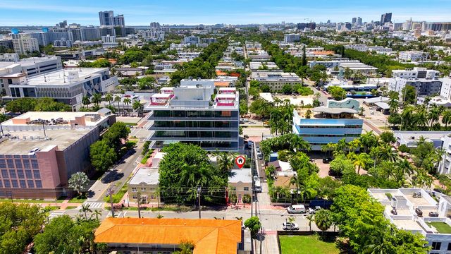 927 4th Street, Miami Beach, FL 33139