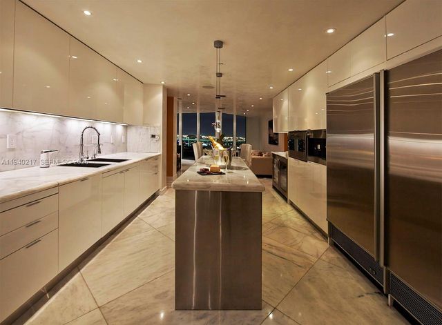 1643 Brickell Avenue 2902, Miami, FL 33129