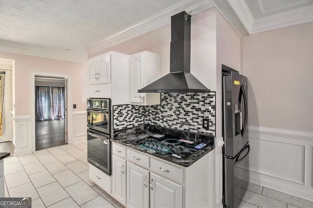 96 Pointe View Court, Jackson, GA 30233