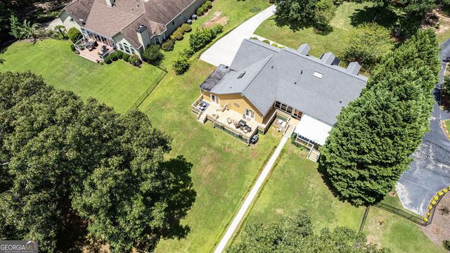 96 Pointe View Court, Jackson, GA 30233