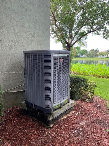 1928 SE 23rd Avenue, Homestead, FL 33035