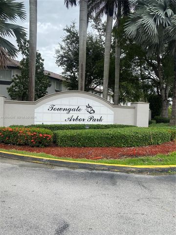 1928 SE 23rd Avenue, Homestead, FL 33035