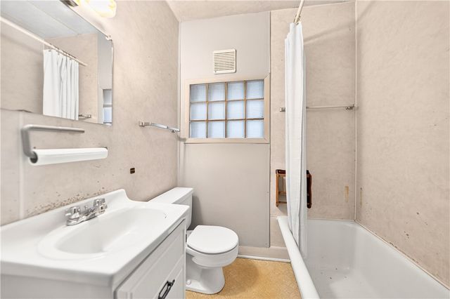 5310 Park Ave, Bethel Park, PA 15102