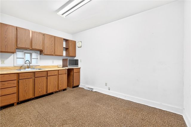 5310 Park Ave, Bethel Park, PA 15102