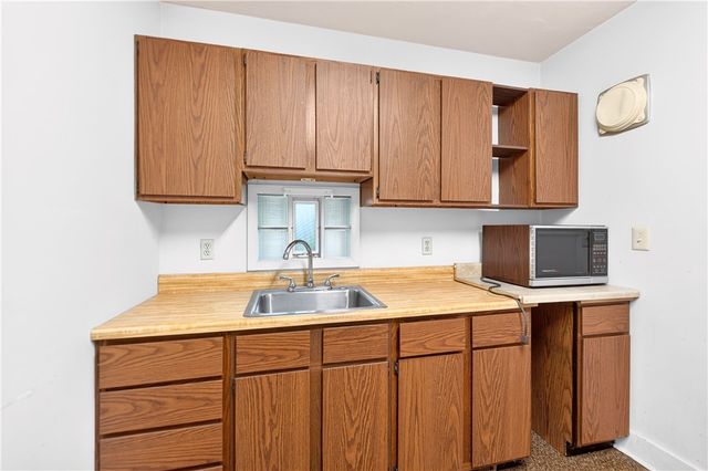 5310 Park Ave, Bethel Park, PA 15102