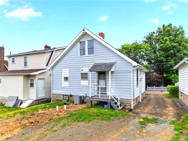 5310 Park Ave, Bethel Park, PA 15102