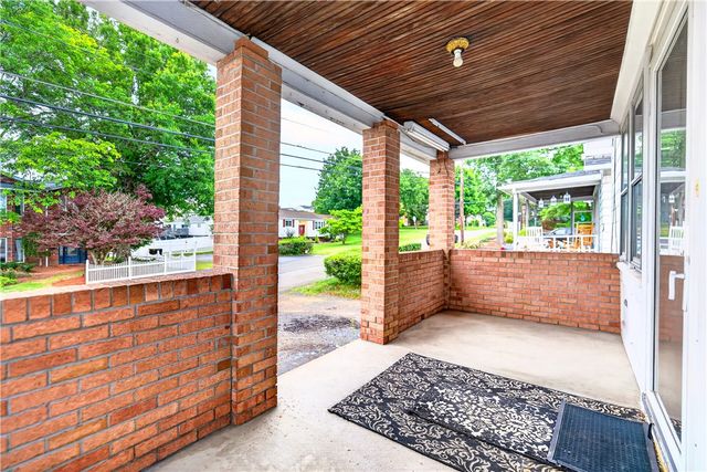 5310 Park Ave, Bethel Park, PA 15102