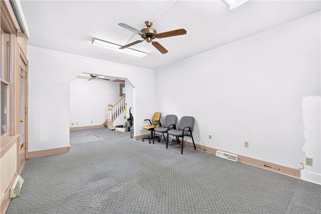 5310 Park Ave, Bethel Park, PA 15102