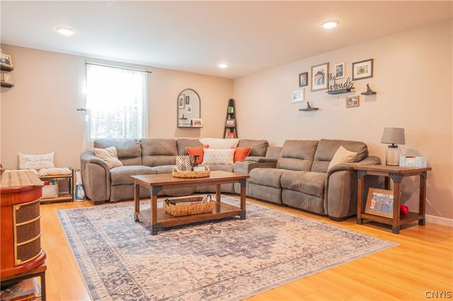 502 Lorraine Avenue, Utica, NY 13502