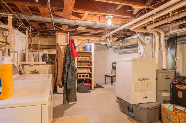 502 Lorraine Avenue, Utica, NY 13502