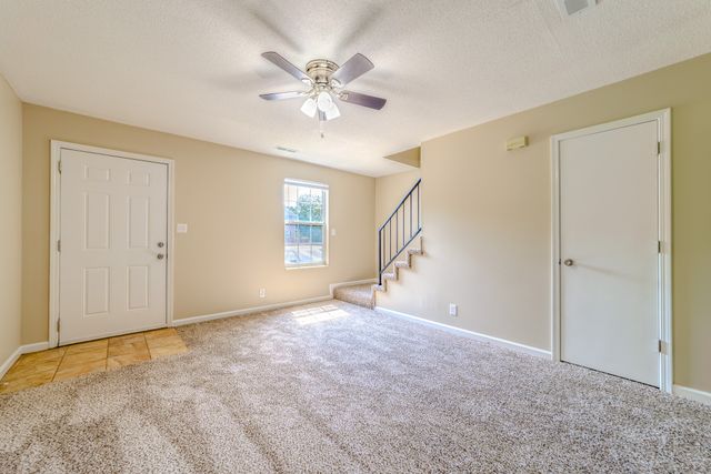 1711 Baltimore Dr Apt C, Clarksville, TN 37043