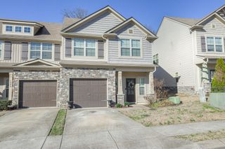 1051 Chatsworth Dr, Old Hickory, TN 37138