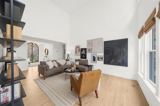 115 Valley Summit Court, Roswell, GA 30075