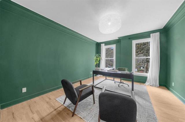 115 Valley Summit Court, Roswell, GA 30075