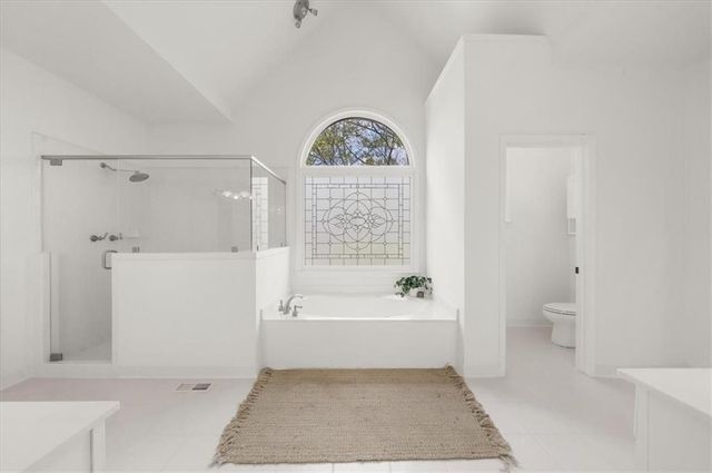 115 Valley Summit Court, Roswell, GA 30075