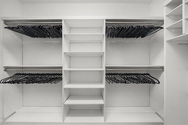 115 Valley Summit Court, Roswell, GA 30075