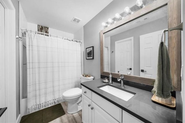 115 Valley Summit Court, Roswell, GA 30075