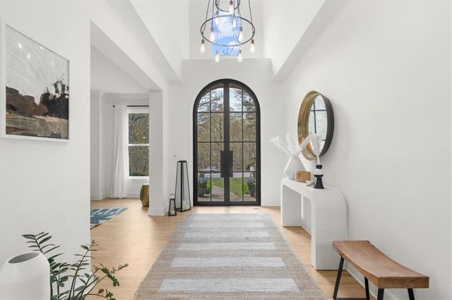 115 Valley Summit Court, Roswell, GA 30075