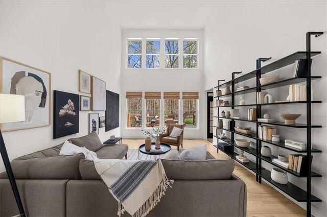 115 Valley Summit Court, Roswell, GA 30075