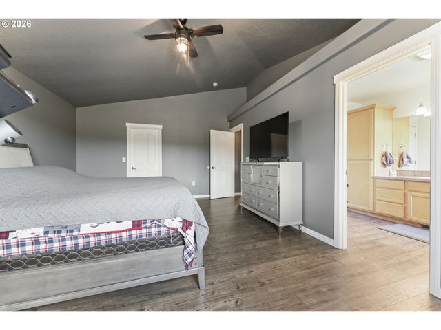 904 Isabel Dr, Jefferson, OR 97352