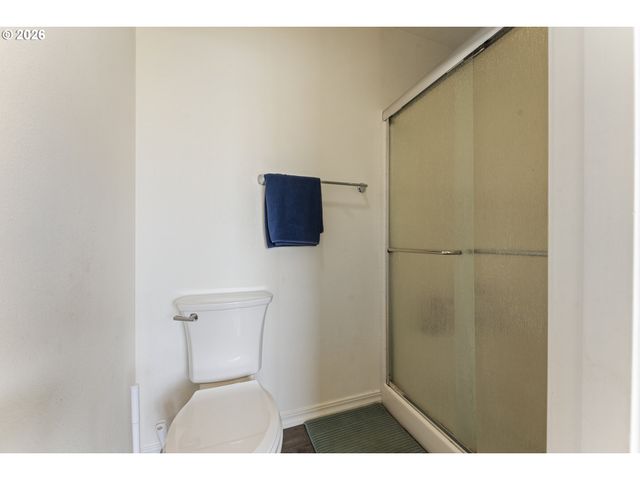 904 Isabel Dr, Jefferson, OR 97352