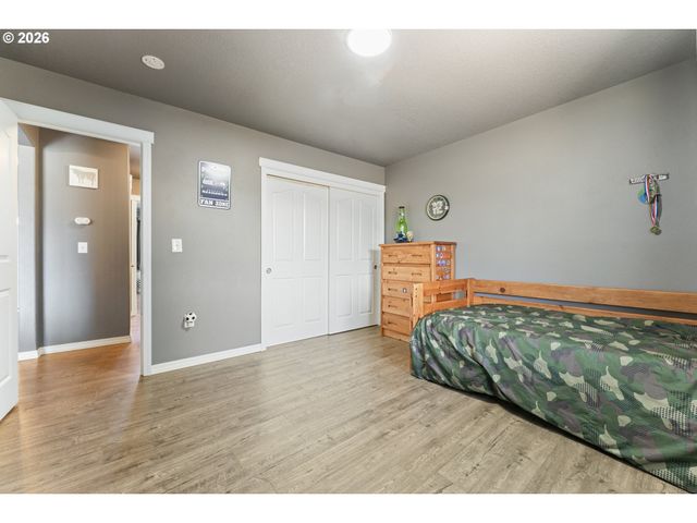 904 Isabel Dr, Jefferson, OR 97352
