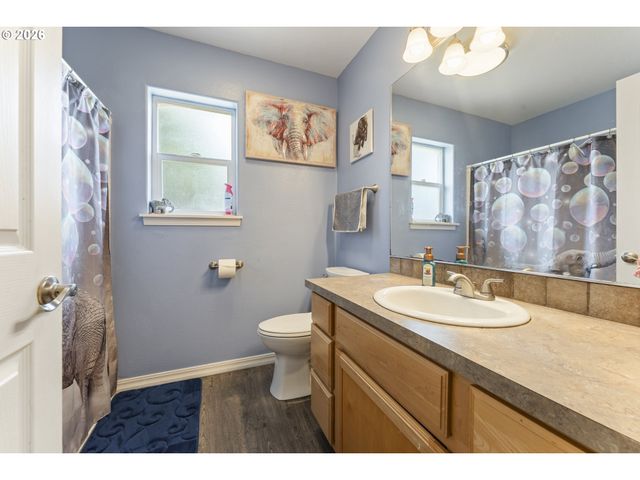 904 Isabel Dr, Jefferson, OR 97352