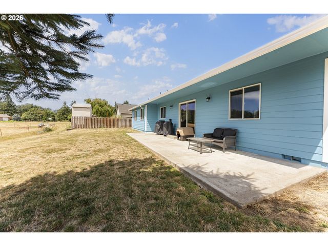 904 Isabel Dr, Jefferson, OR 97352