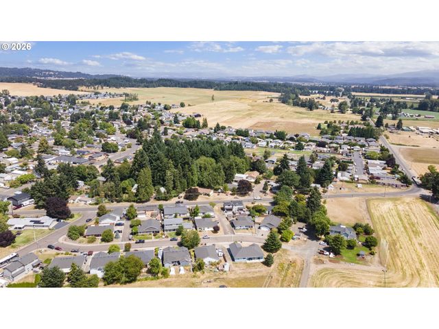 904 Isabel Dr, Jefferson, OR 97352
