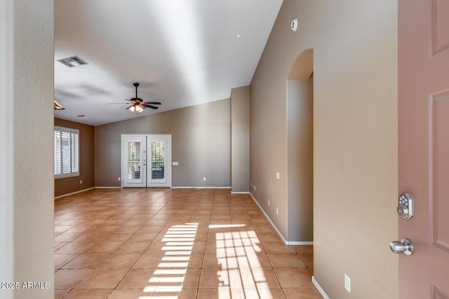 10588 E DUTCHMANS Trail, Gold Canyon, AZ 85118