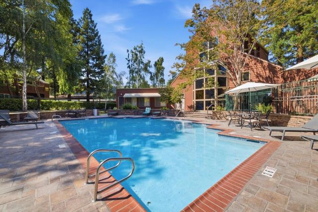1221 Yarwood Court, San Jose, CA 95128
