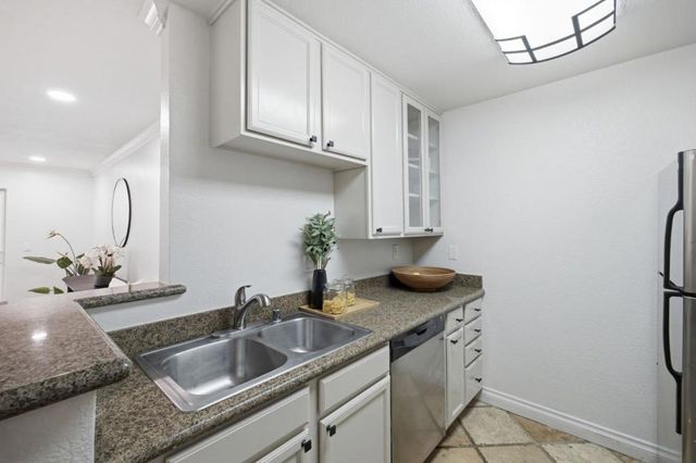 1221 Yarwood Court, San Jose, CA 95128