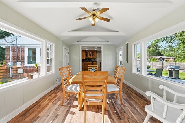 7 Pincushion Rd, Framingham, MA 01702