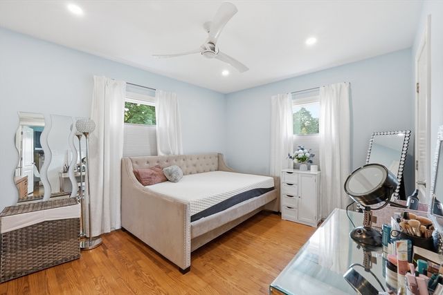 7 Pincushion Rd, Framingham, MA 01702