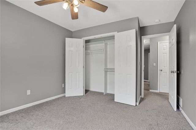 724 N Plum Rose Drive, Liberty, MO 64068