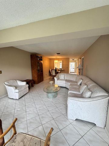 13731 Flora Place C, Delray Beach, FL 33484