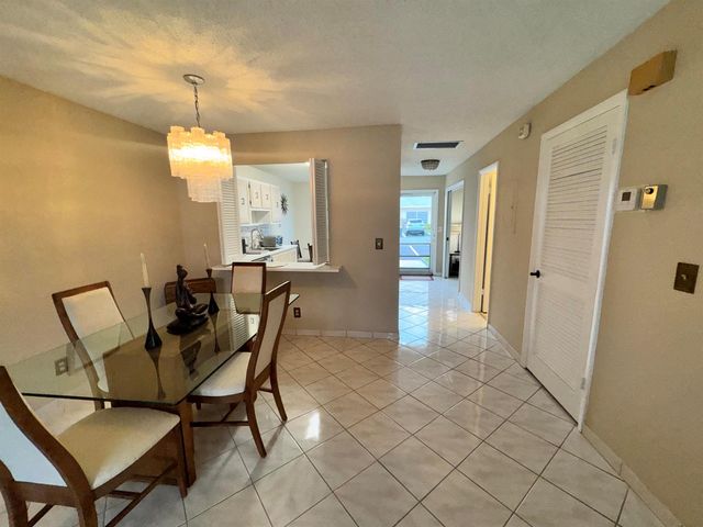 13731 Flora Place C, Delray Beach, FL 33484