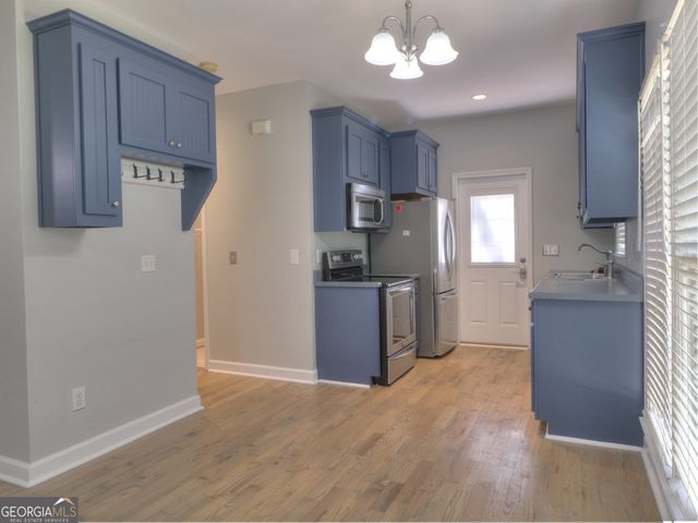 172 Beacon Hill Drive, Cleveland, GA 30528