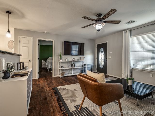 17104 S Memorial Drive, Bixby, OK 74008