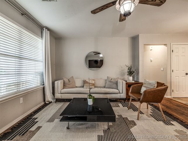 17104 S Memorial Drive, Bixby, OK 74008