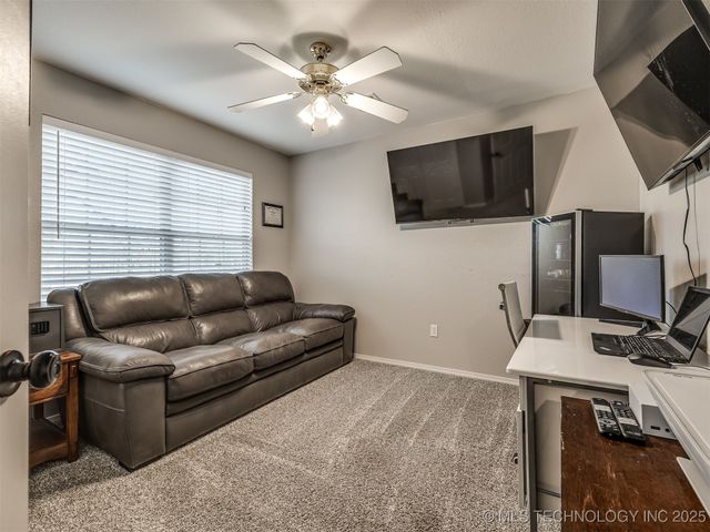 17104 S Memorial Drive, Bixby, OK 74008