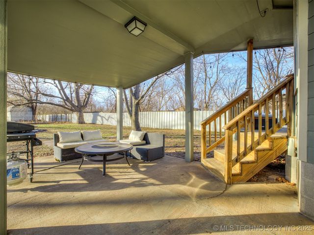 17104 S Memorial Drive, Bixby, OK 74008