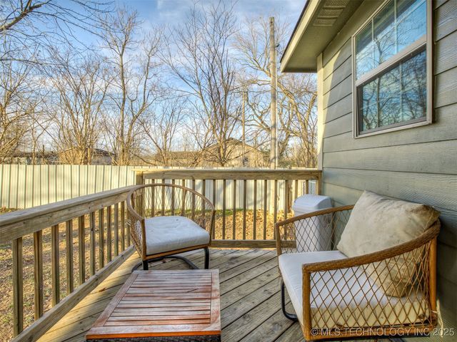 17104 S Memorial Drive, Bixby, OK 74008