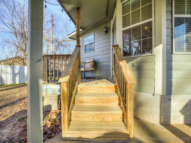 17104 S Memorial Drive, Bixby, OK 74008