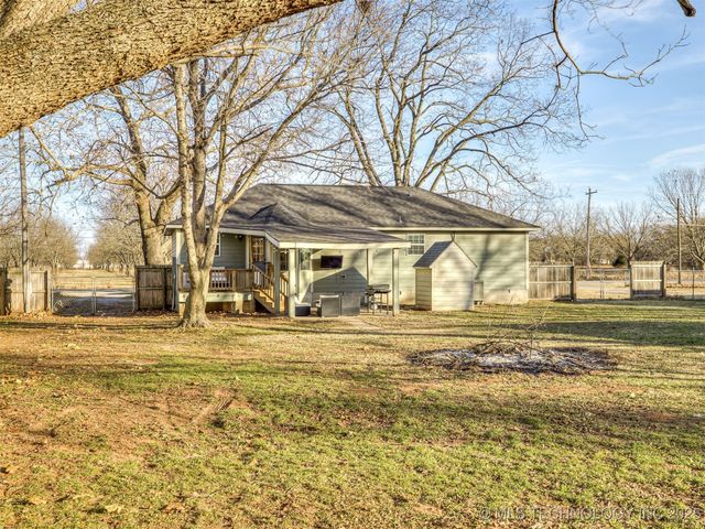 17104 S Memorial Drive, Bixby, OK 74008