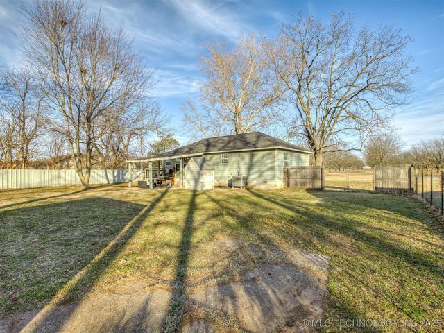 17104 S Memorial Drive, Bixby, OK 74008