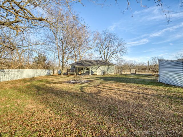 17104 S Memorial Drive, Bixby, OK 74008